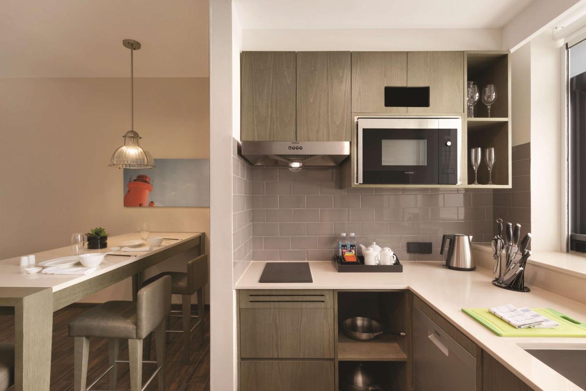 Hyatt House Shenzhen Airport Hotel Екстериор снимка