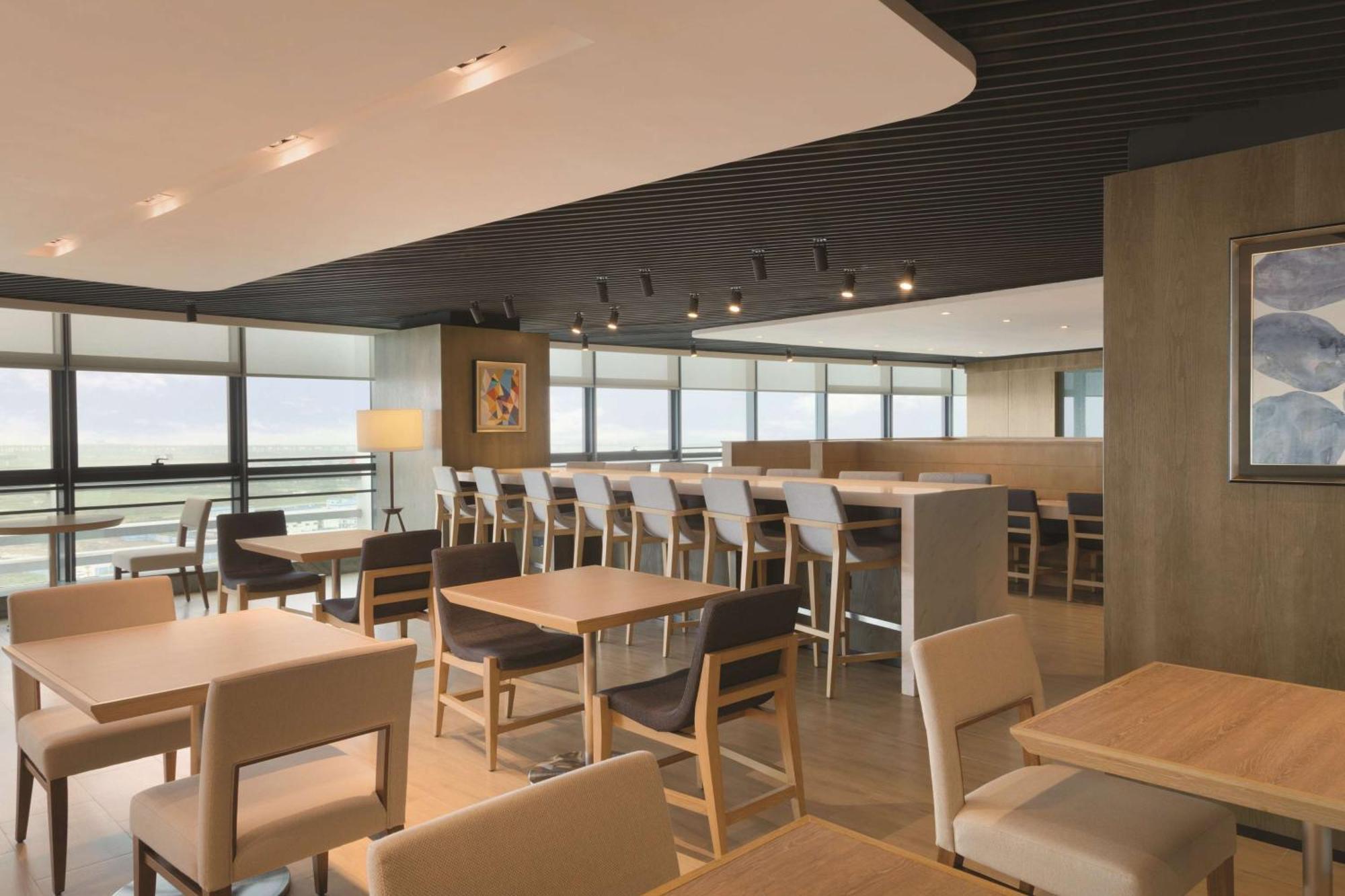 Hyatt House Shenzhen Airport Hotel Екстериор снимка
