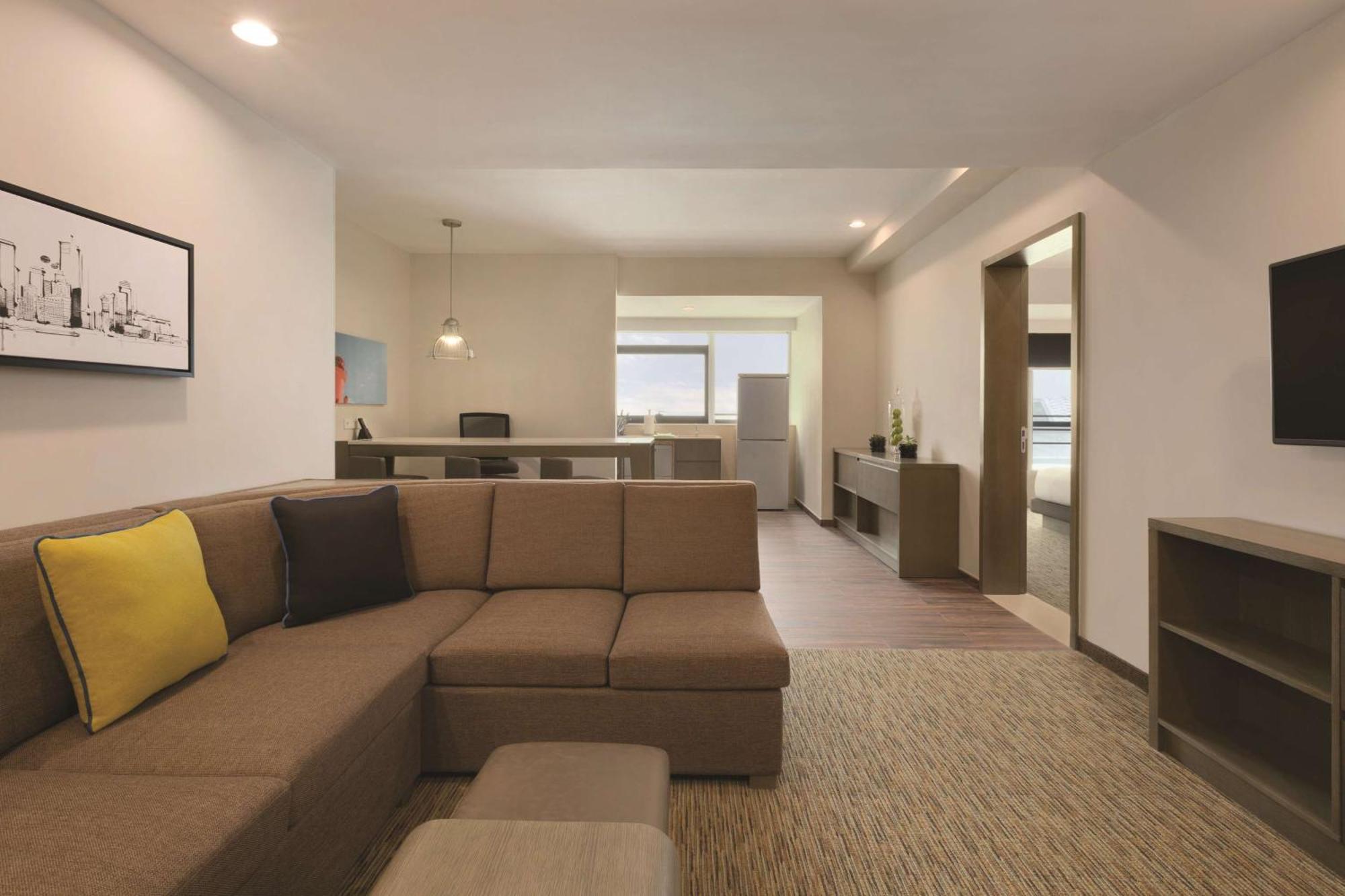 Hyatt House Shenzhen Airport Hotel Екстериор снимка
