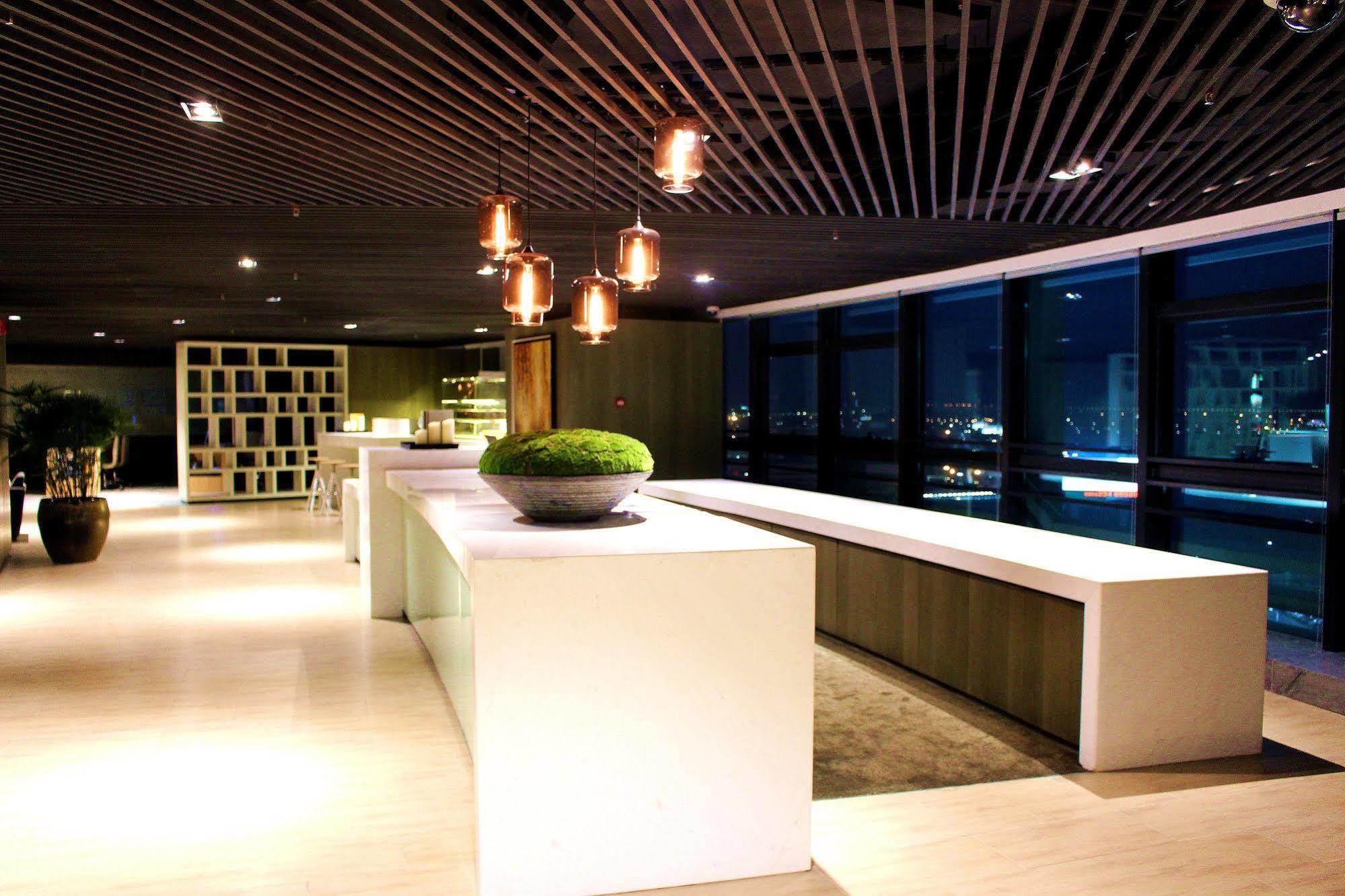 Hyatt House Shenzhen Airport Hotel Екстериор снимка